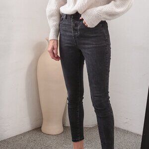 Everlane high rise button fly black skinny jeans